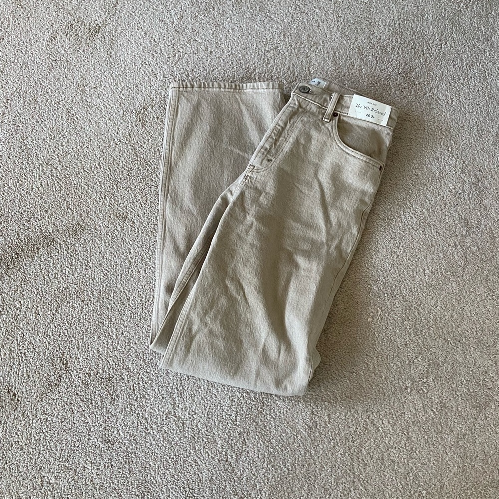 Abercrombie 90s Relaxed High Rise Jeans in Oat
